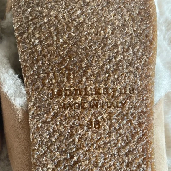 NWOT Jenni Kayne Tan and Cream Shearling and suede slide slippers. Size 38. - Picture 6 of 7